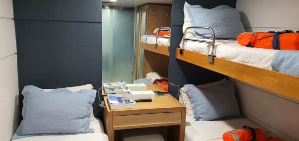 Die Kabine der Kategorie C wirkt hell und einladend.